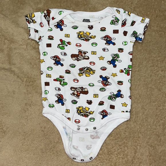 Super Mario Baby Onesies♥️ - Picture 3 of 6